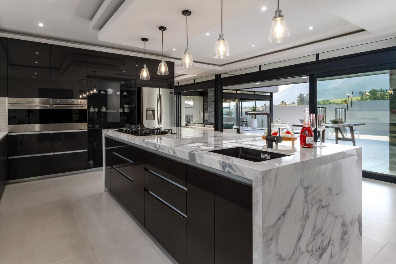 Villa De Luxe Franschhoek Bagian luar foto