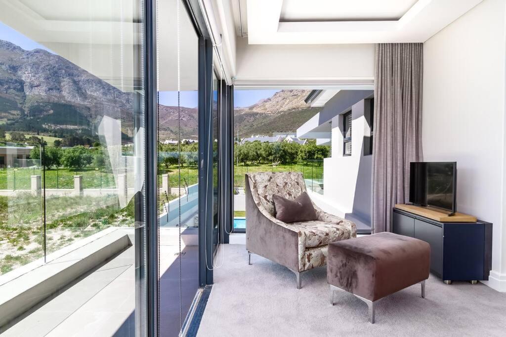 Villa De Luxe Franschhoek Bagian luar foto